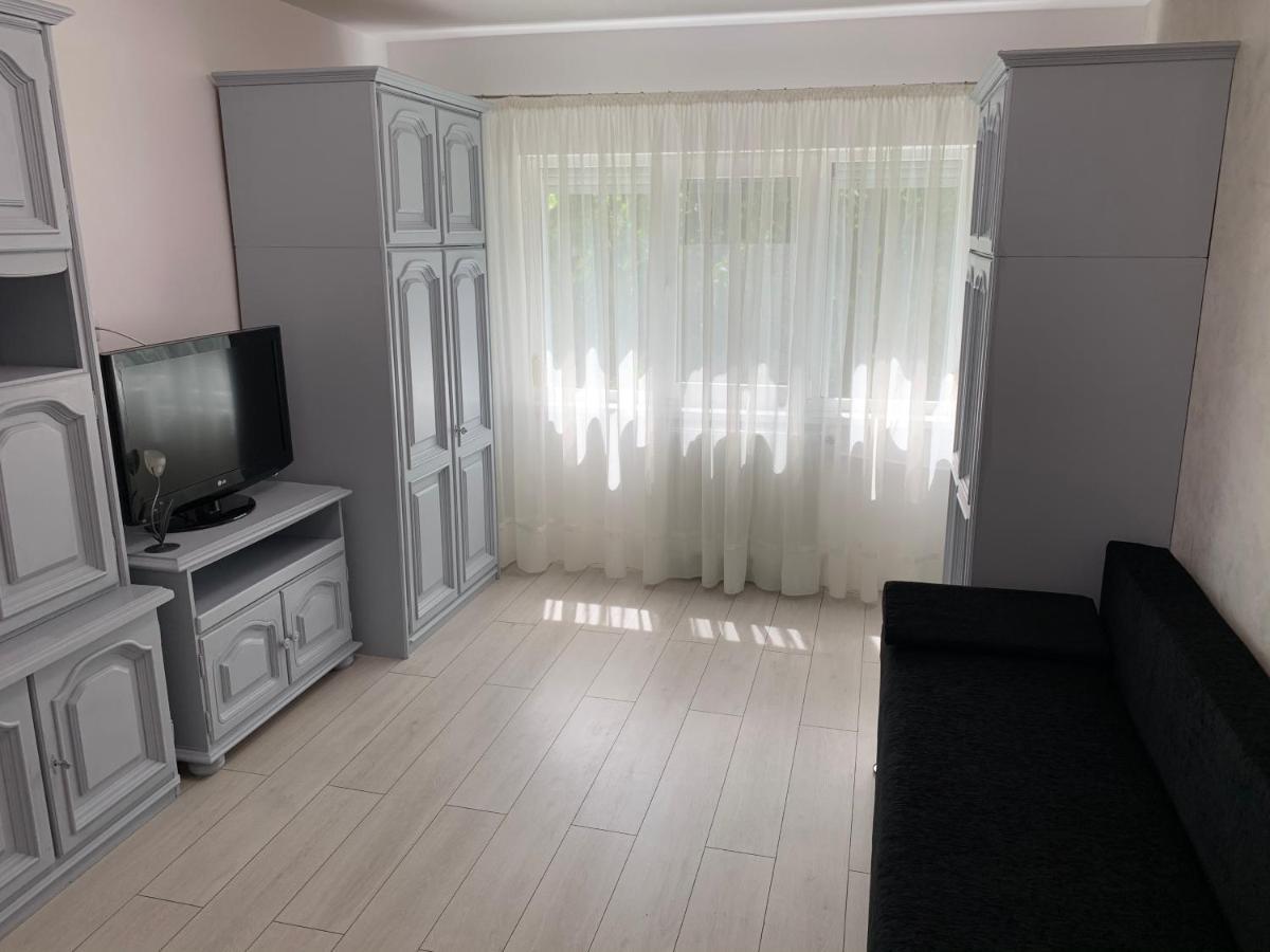 Apartament Regim Hotelier Oradea Exterior foto